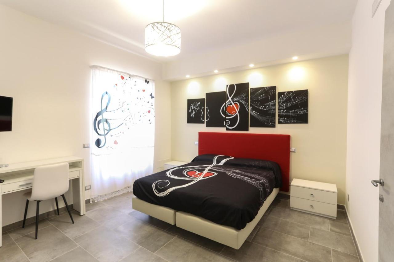 Il Violino Degli Dei Holiday House 아제롤라 외부 사진